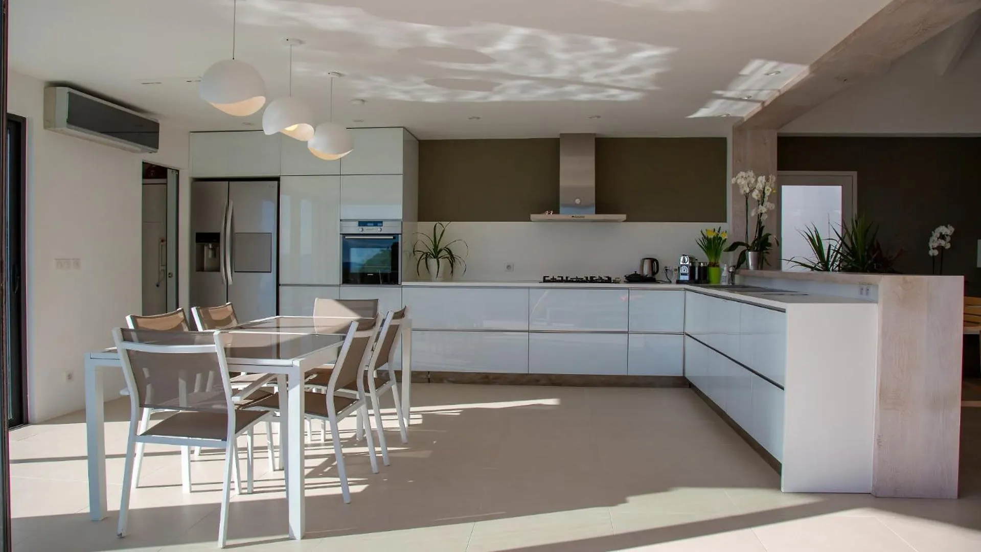 Superb Villa With Refined Decorations St. Barthelemy